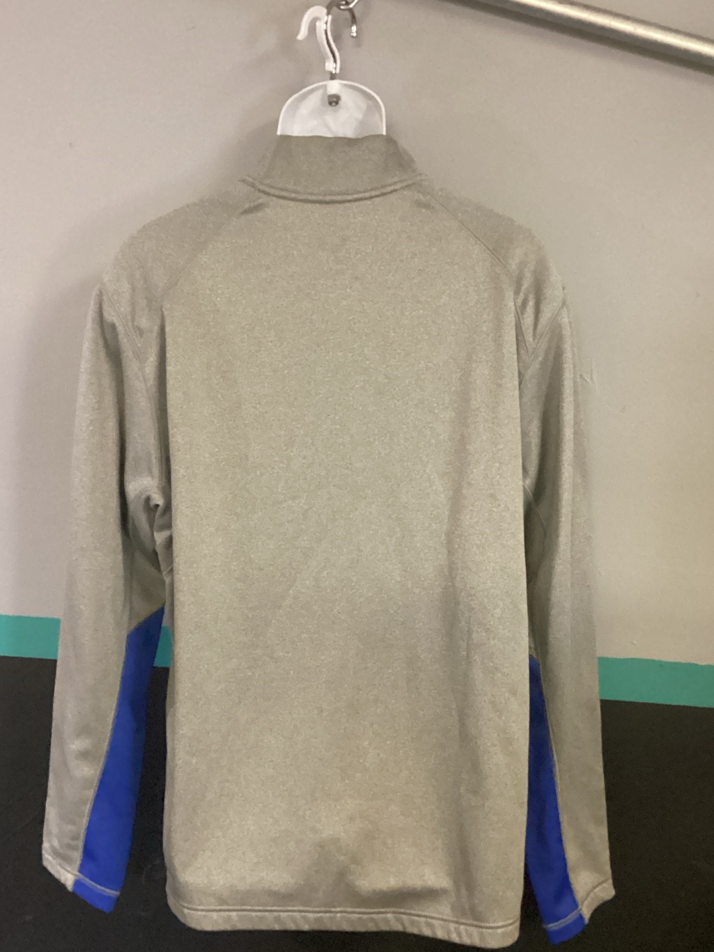 Nike Light Gray Quarter-Zip Pullover With Blue Accents